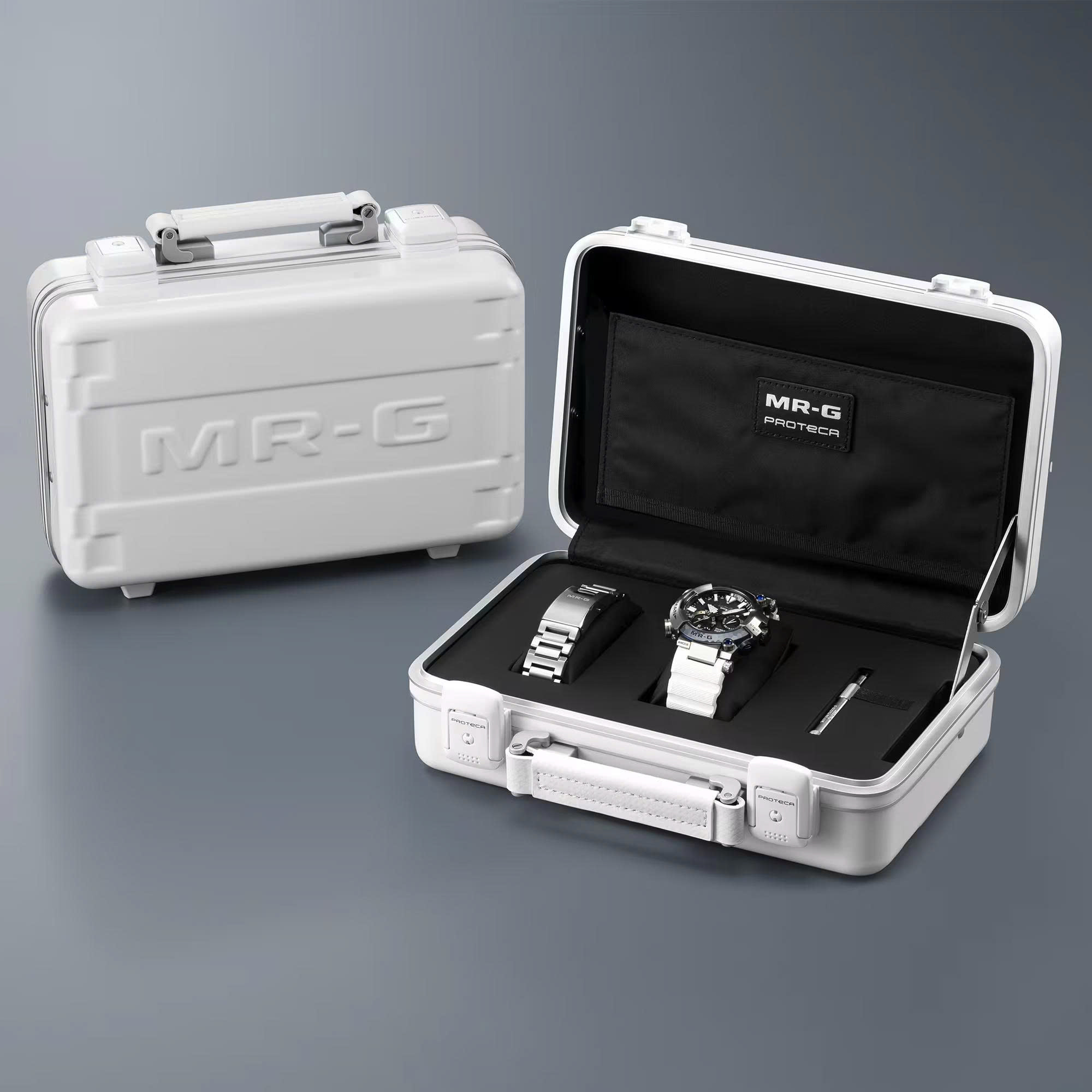 Đồng Hồ Nam Chính Hãng CASIO G-SHOCK MRG-BF1000EB-1A